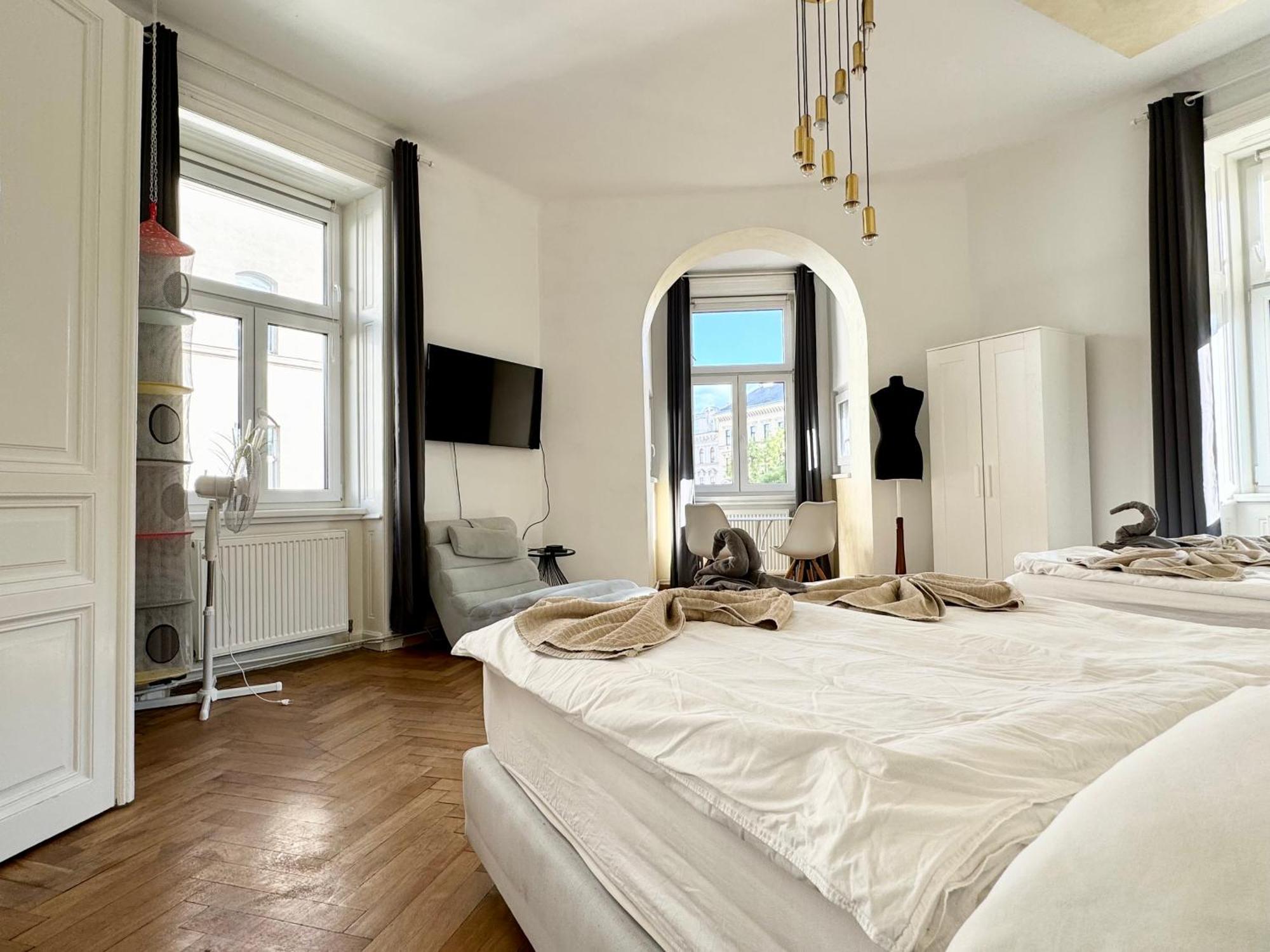 Premium Apartment Located At The Famous Vienna Kutschkermarkt Exterior photo